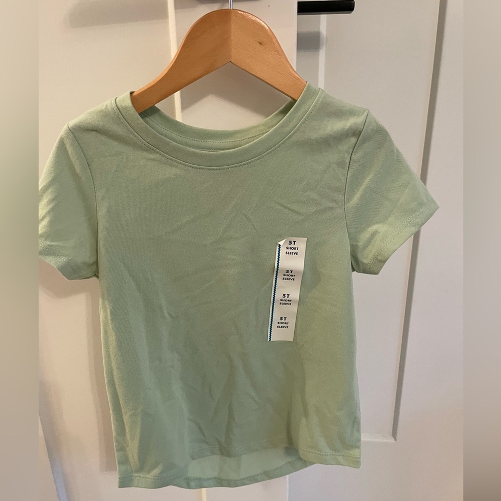NWT Cat & Jack Light Olive T-shirt toddler girl 5T